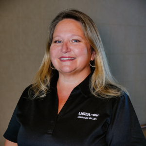 Laura Jager is the Office Manager with USTA Missouri Valley.