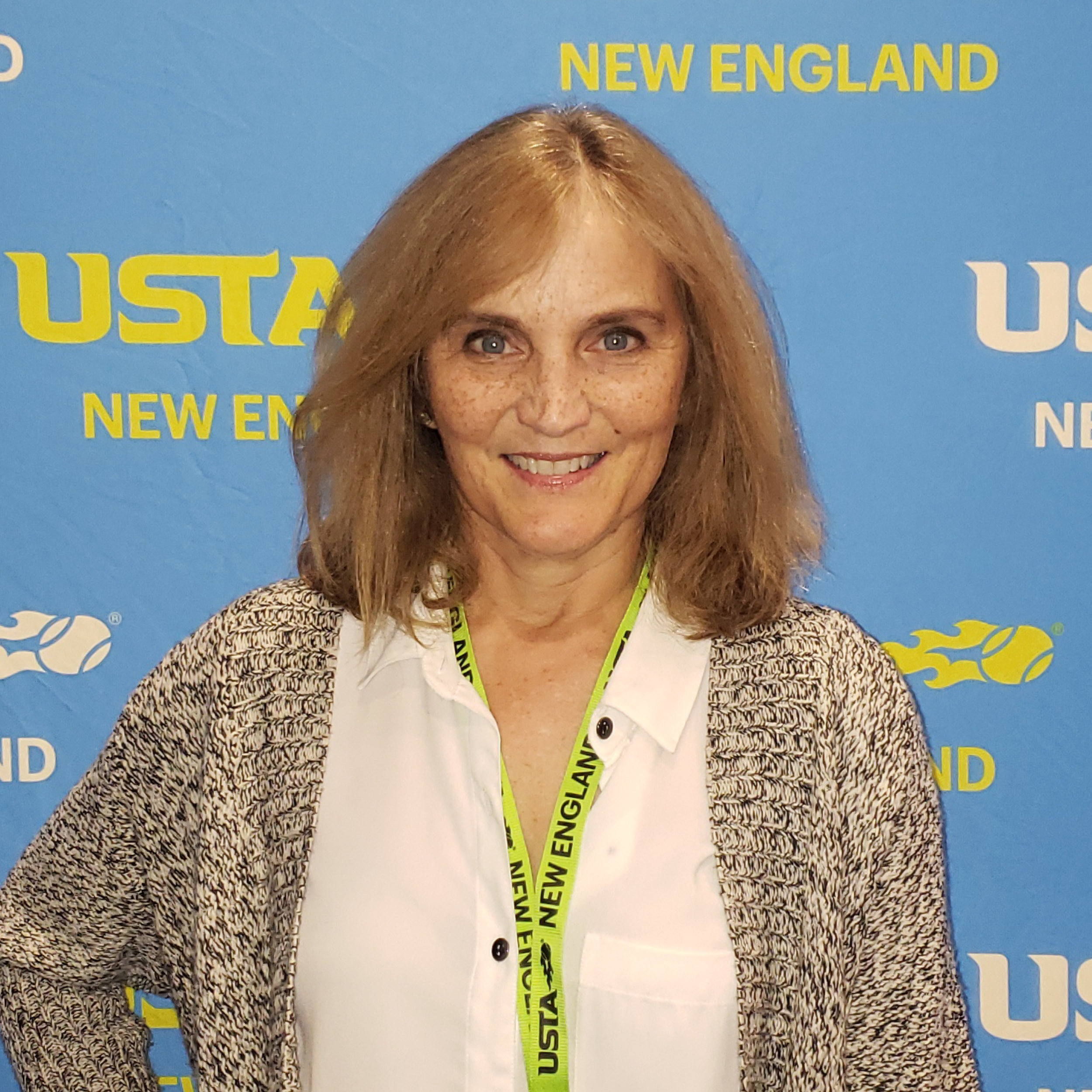 Esther Aronson headshot