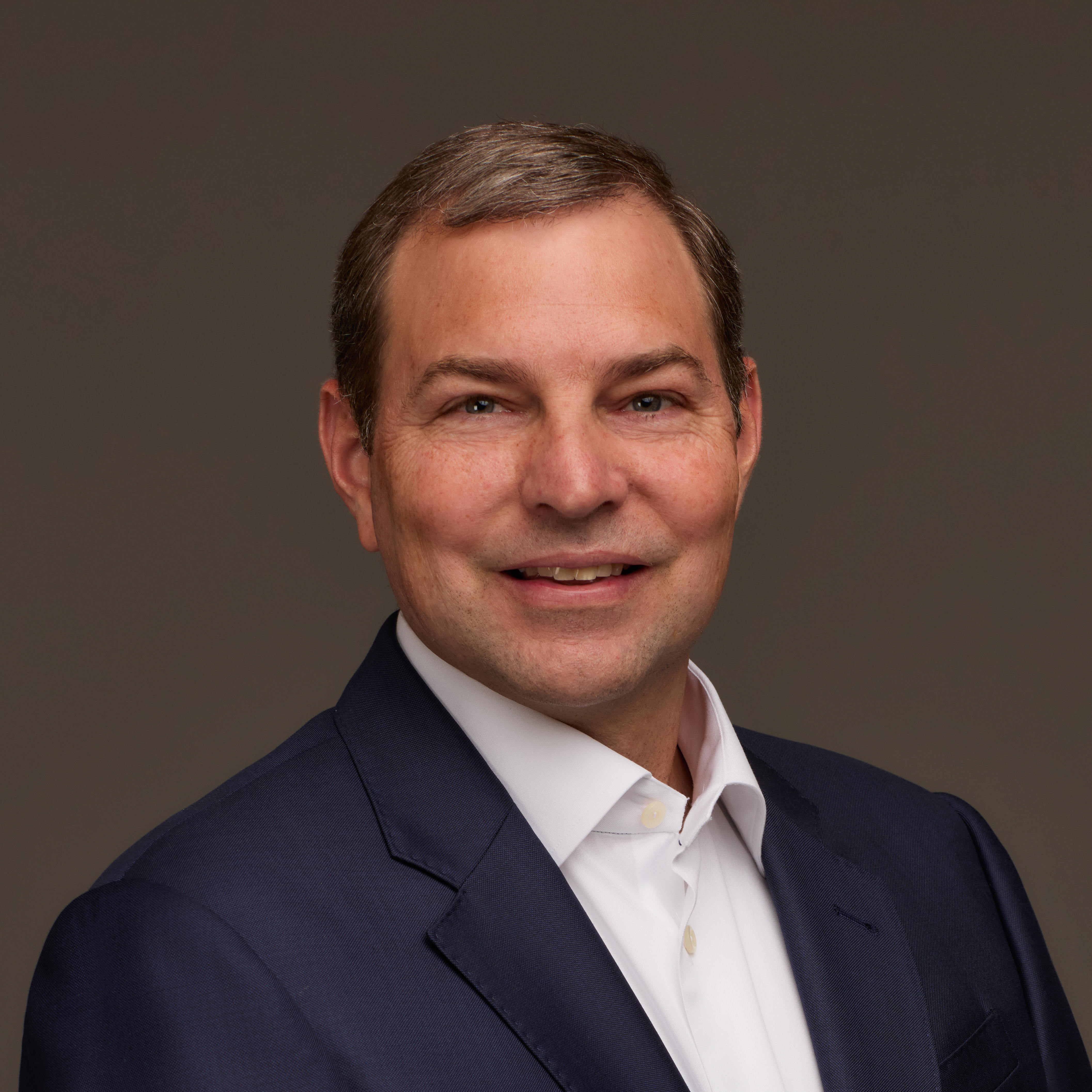 Director Ejecutivo y Director Ejecutivo