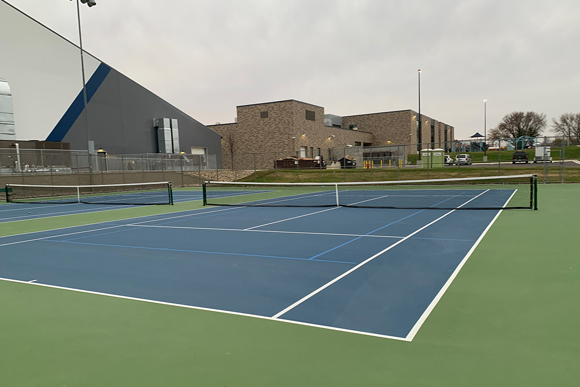 Tennis Venue Services ensures Le Sueur Henderson High School athletes